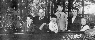 The Foot family in their car ....