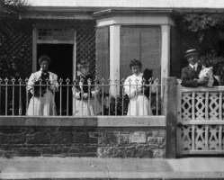 The Cottage, Beaumont