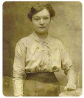 Lily Henry, nee Cross (1875-1964) born in Jersey and married Claude William Henry (1877- ) in about 1903, and then Alfred William Hounsom (1872-1940) in Southampton in 1918