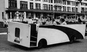 Promenade bus at the Grand Hotel