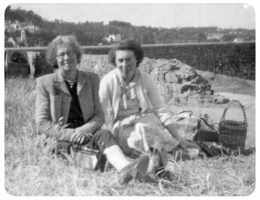Alice Jane Pinel, nee Vibert, and her daughter Phyllis