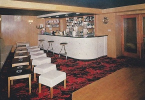 Hotel Suisse cocktail bar