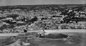 1933 aerial photograph by Aerofilms