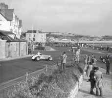 ... the 1952 event was for sports cars. Evening Post pictures
