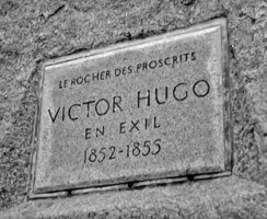 A commemorative plaque on Hugo's favourite rock at Greve d'Azette