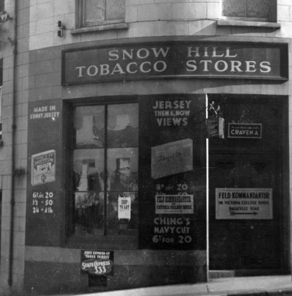File:S24SnowHillTobaccoStores1940.png