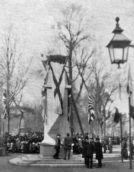 File:TP20Cenotaph1923.jpg