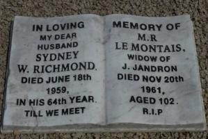 Mont a l’Abbe cemetery