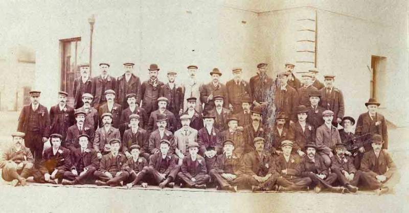 File:JerseyGaslightCoStaff1905.jpg