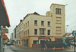 Demolition of the Thomas Cook building in 1993 before rebuilding - Facebook picture by Andre Ferrari