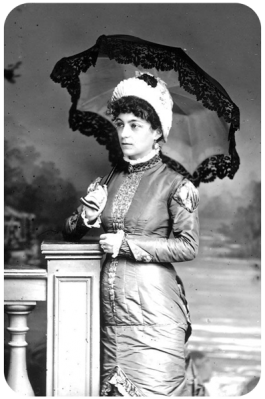 An unidentified Mrs Archer, photographed around 1880 by Ernest Baudoux