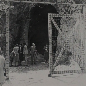 Members of La Societe Jersiaise visit tunnel HO5 in July 1946