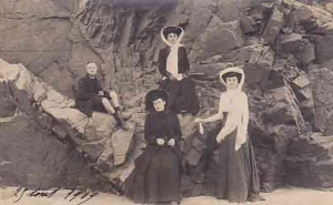 The Ringuet family at Greve de Lecq in 1909
